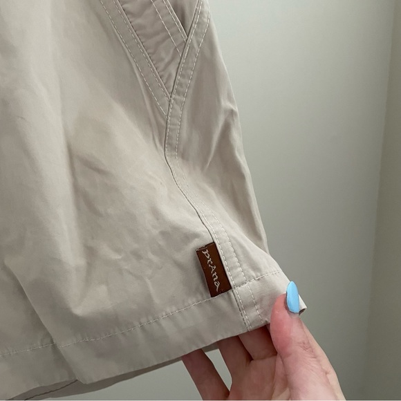 Prana Women’s Shorts Size Medium - Picture 7 of 9